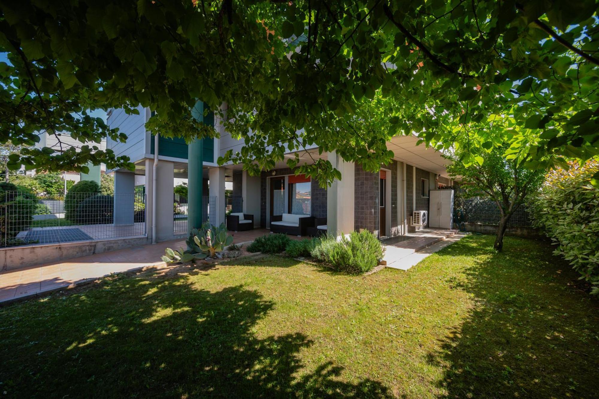 Nest Eco Guesthouse Udine Exterior photo